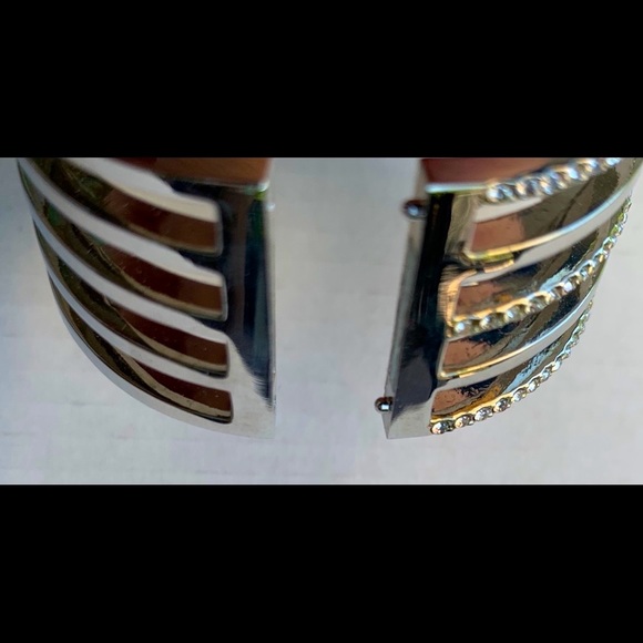 Stainless Steel Sparkling Wrist Cuff Bracelet shiny rhinestones magnetic closure - Picture 4 of 7